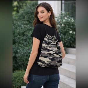 Old Navy Camo Drawstring Backpack with Inner Pockets